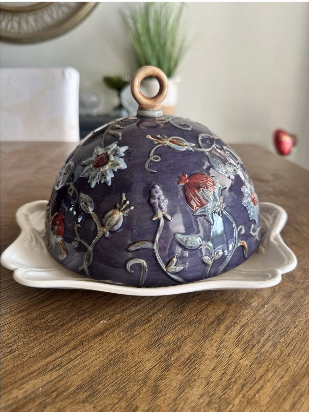 VNTG:Wedgwood Williamsburg Potpourri square handled cake/serving plate w/Dome
